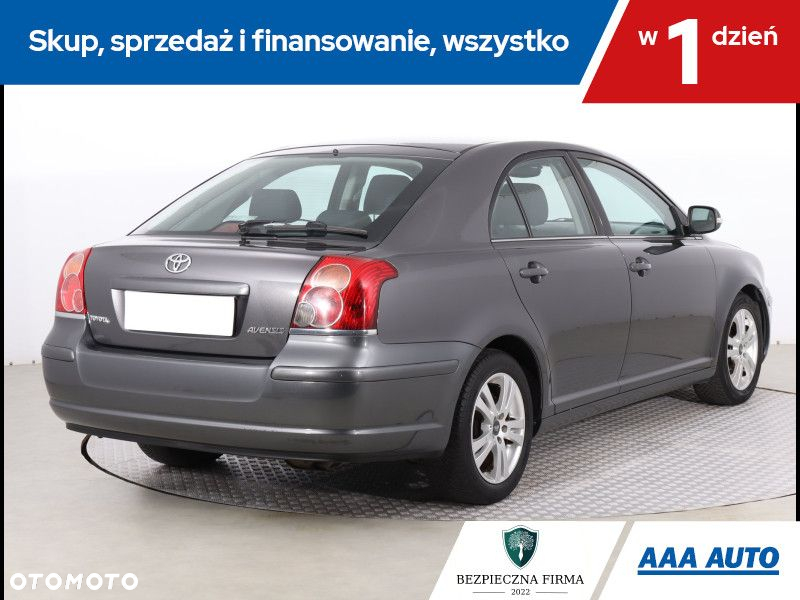 Toyota Avensis - 6