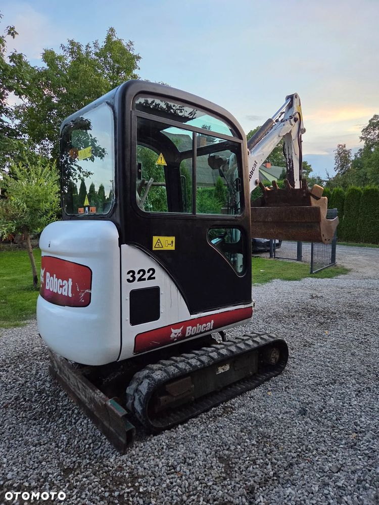 Bobcat 322 - 3