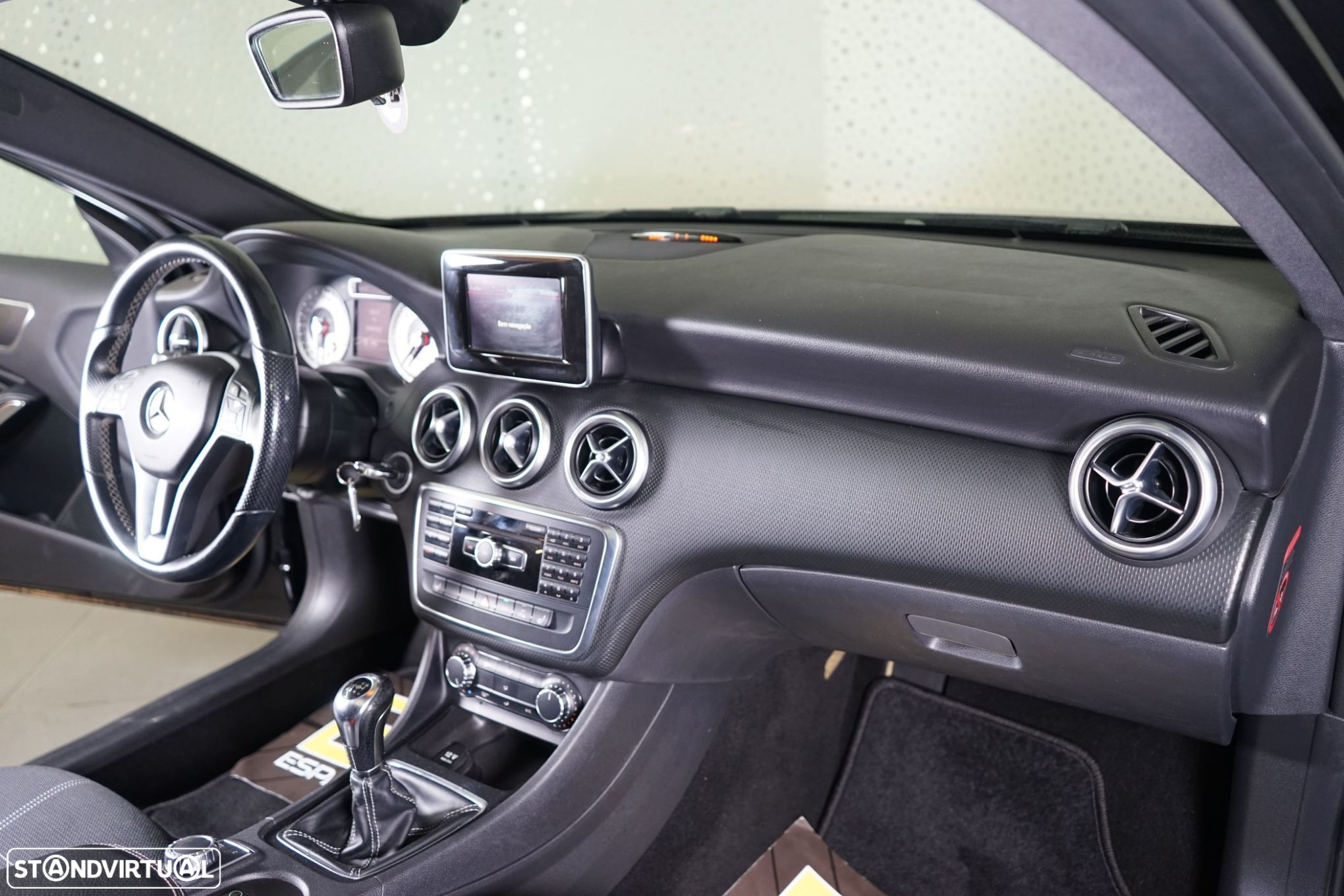Mercedes-Benz A 180 CDI AMG Line - 19
