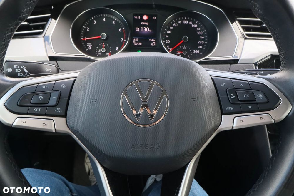 Volkswagen Passat 1.5 TSI EVO Business DSG - 9