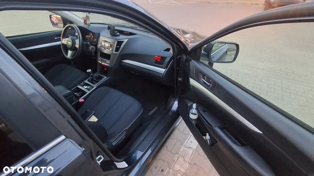 Subaru Legacy 2.0i Trend - 14