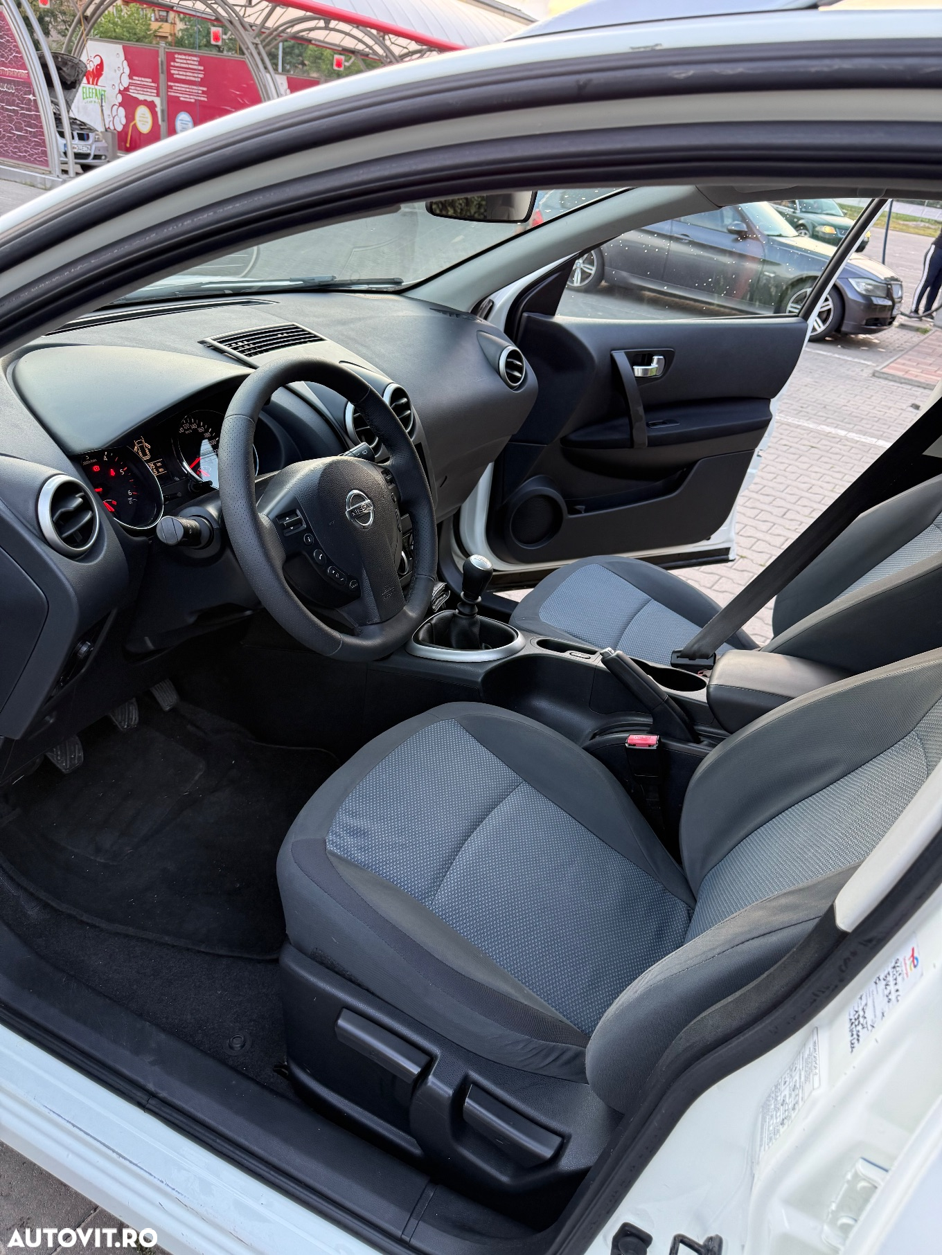 Nissan Qashqai+2 - 9