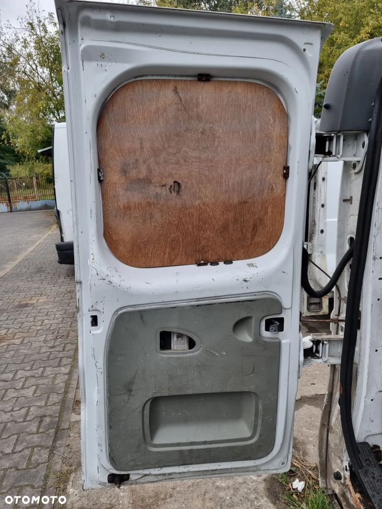 DRZWI LEWE TYŁ TRAFIC VIVARO PRIMASTAR  01-14r. - 5