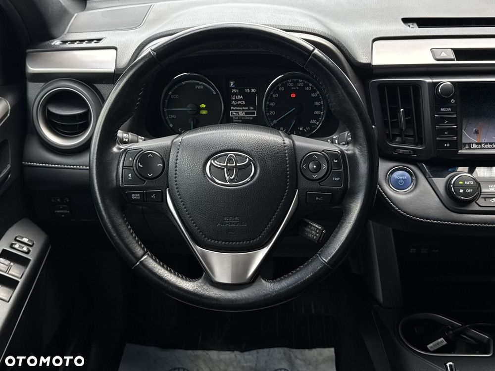 Toyota RAV4 Hybrid Premium 4x2 - 16