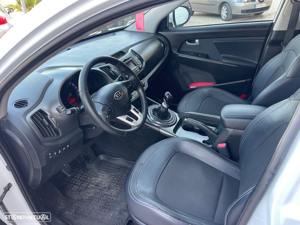 Kia Sportage 1.7 CRDI ISG Xtra Edition - 8