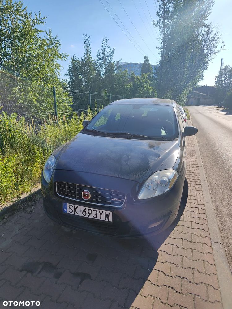 Fiat Doblo - 23