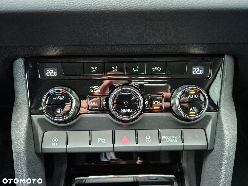 Skoda Karoq 1.5 TSI ACT Selection DSG - 24