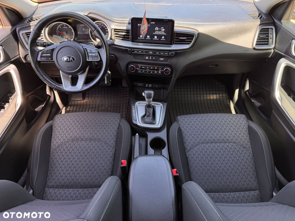 Kia Ceed - 15