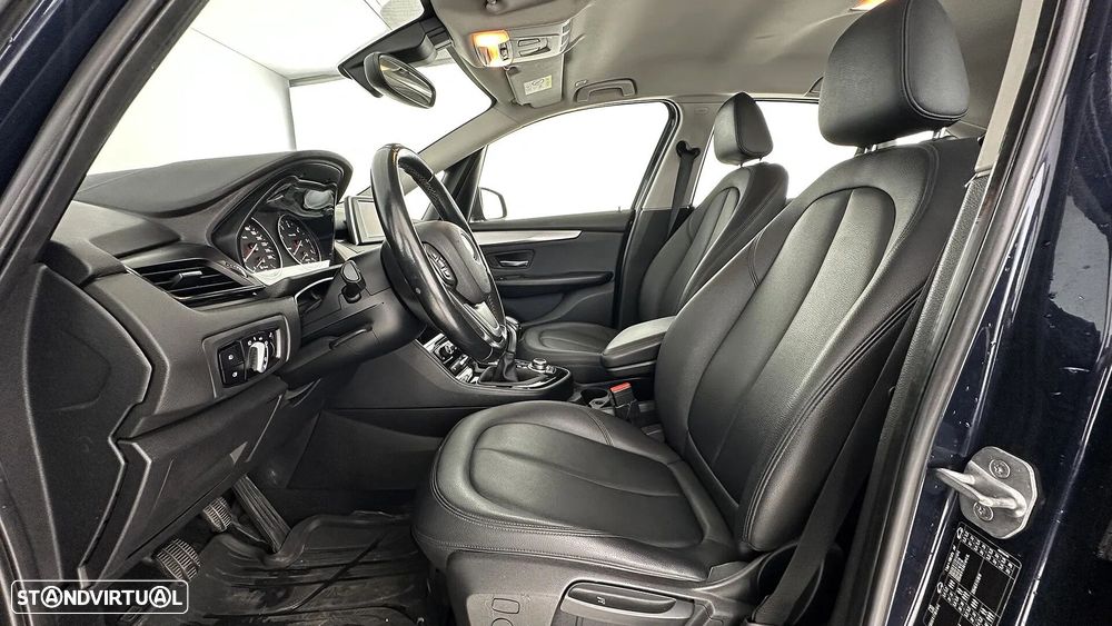 BMW 216 Active Tourer d Corporate Edition Business Edition - 26