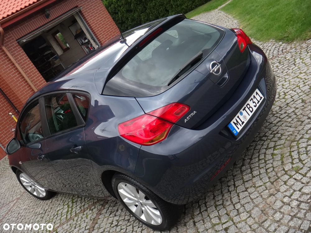 Opel Astra 1.6 Innovation - 6