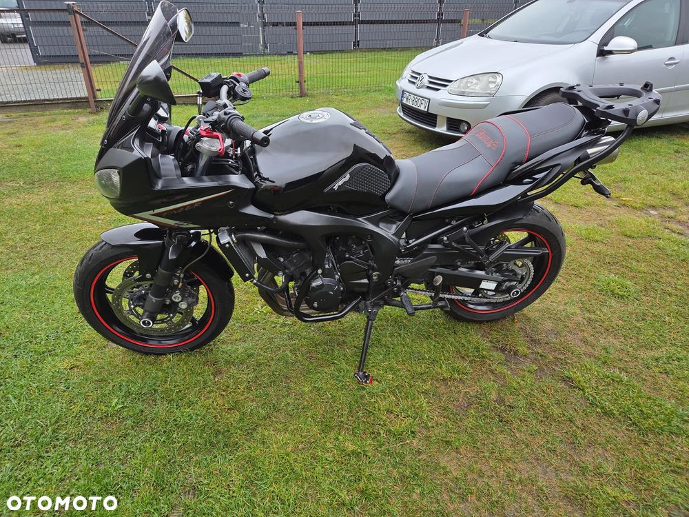 Yamaha FZ6 - 3