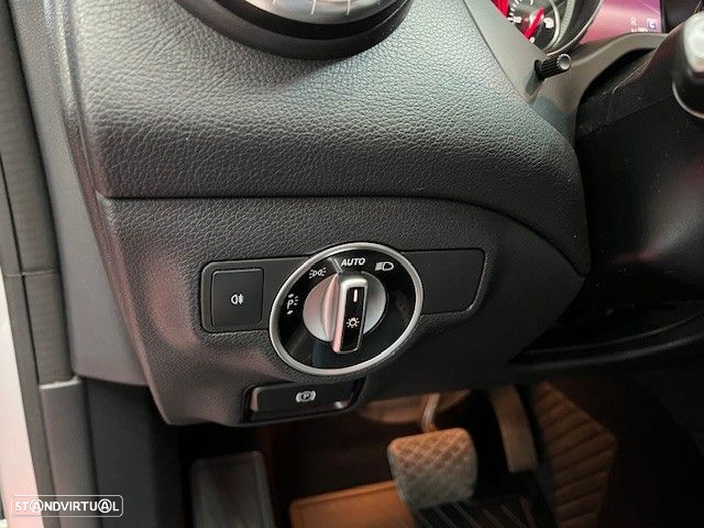 Mercedes-Benz CLA 200 - 19