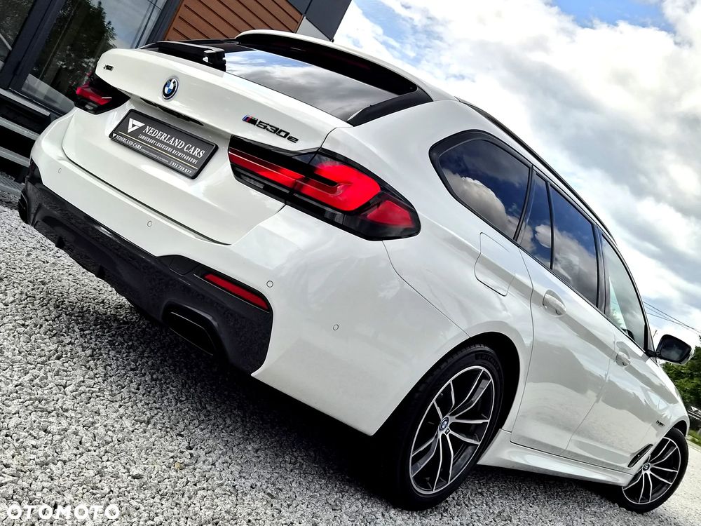 BMW Seria 5 530e xDrive M Sport sport - 39