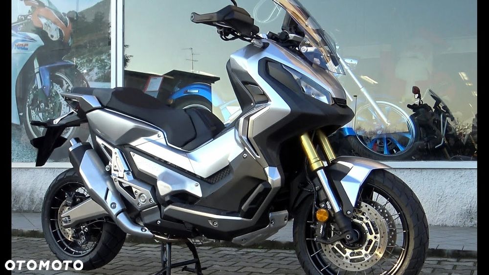 HONDA XADV 750 17' owiewka osłona boczek zbiornik silnik zawieszenie set podnóżek siedzenie chłodnica regulator moduł przełącznik przekaźnik licznik wiązka stelaż podnóżek reflektor czasza - 1