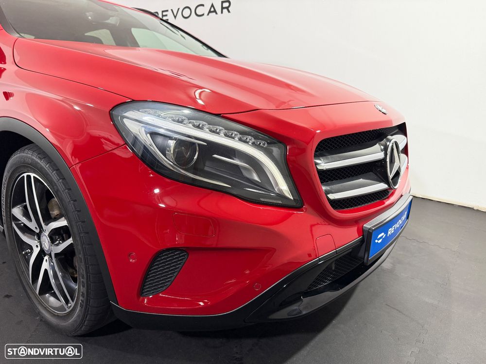 Mercedes-Benz GLA 180 d AMG Line - 34