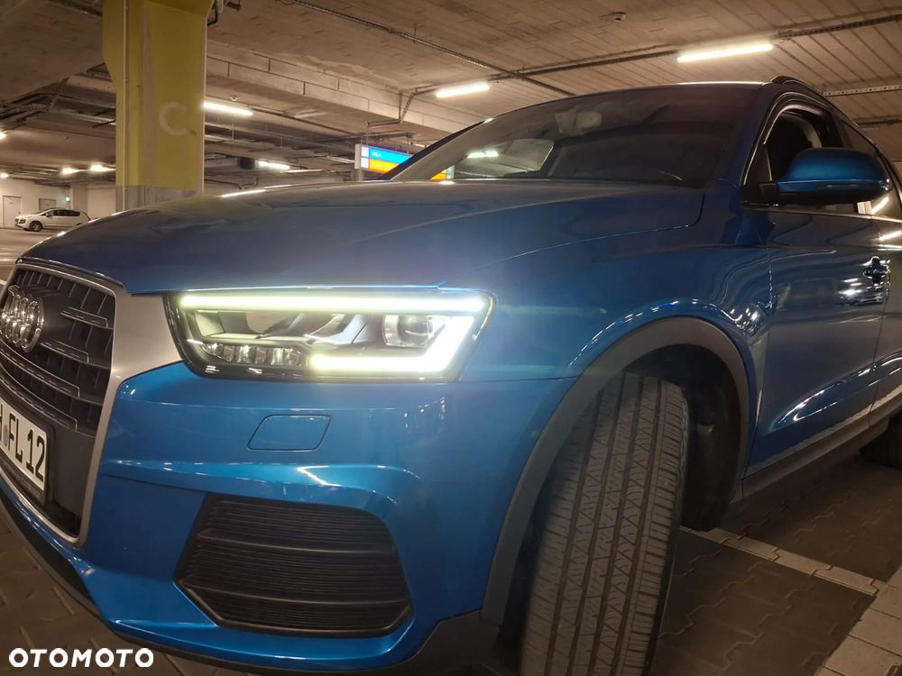 Audi Q3 2.0 TDI sport - 9