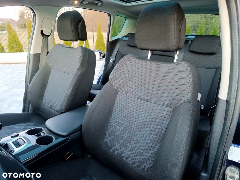 Peugeot 3008 2.0 HDi Allure - 12