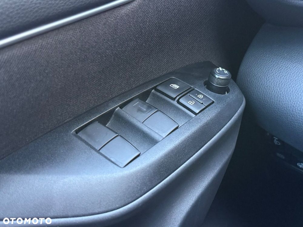 Toyota Yaris Hybrid 1.5 Style - 27