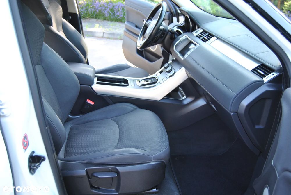 Land Rover Range Rover Evoque TD4 SE Dynamic - 26