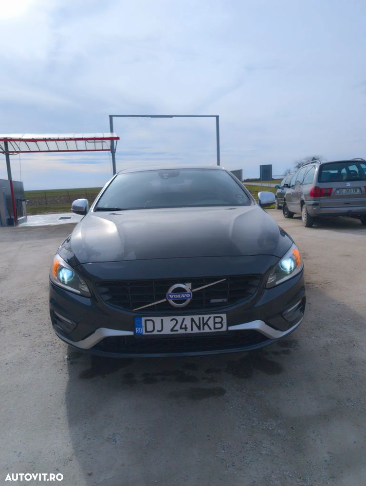 Volvo V60 D5 AWD Geartronic RDesign - 19