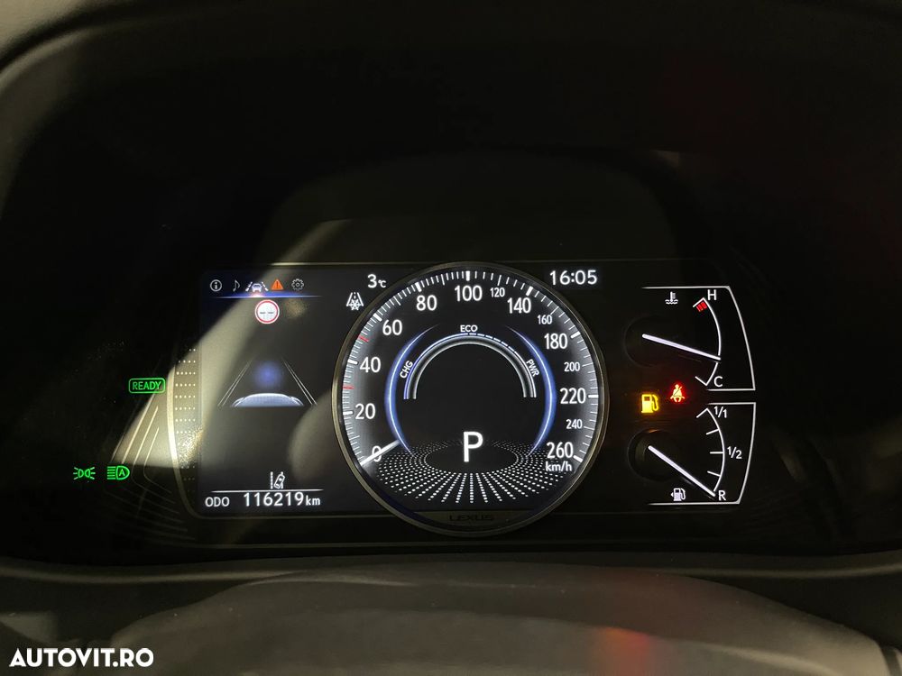 Lexus UX 250h FWD Business - 24