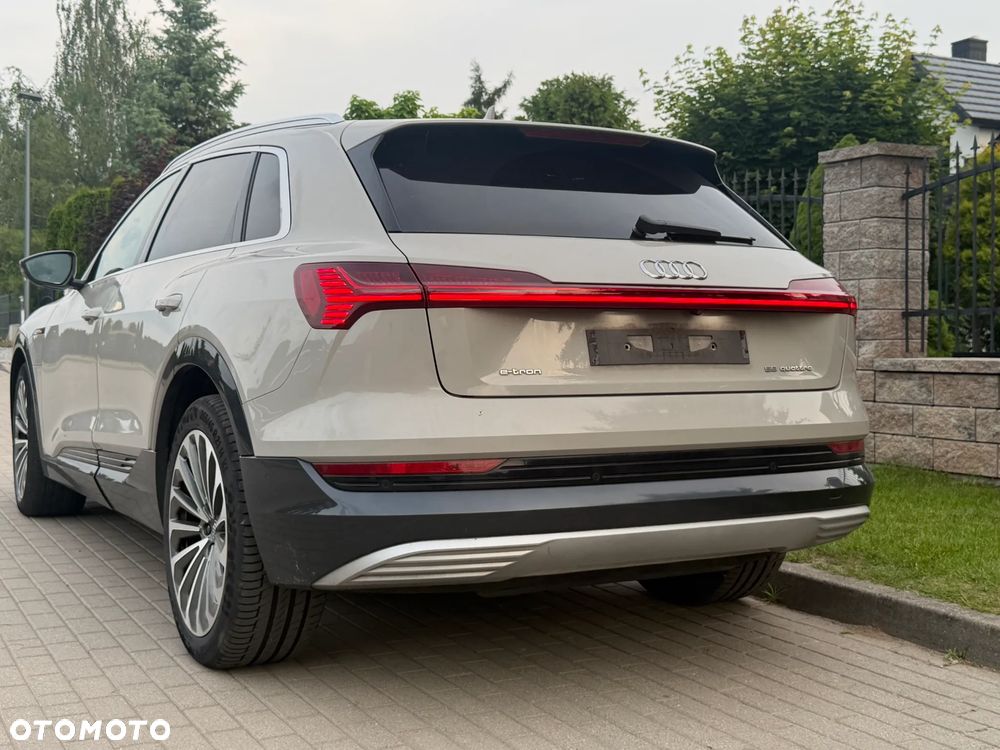 Audi e-tron 55 Quattro Advanced - 4