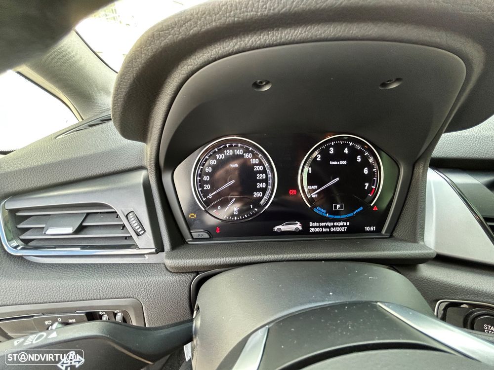 BMW 225xe Active Tourer - 28