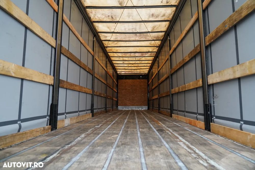 Fruehauf / CORTINĂ / STANDARD / ELEVATOR DHOLLANDIA 2.000 kg / PODEA PUTERNICĂ - 16