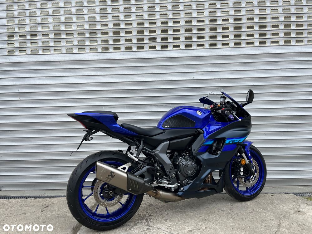Yamaha YZF - 19