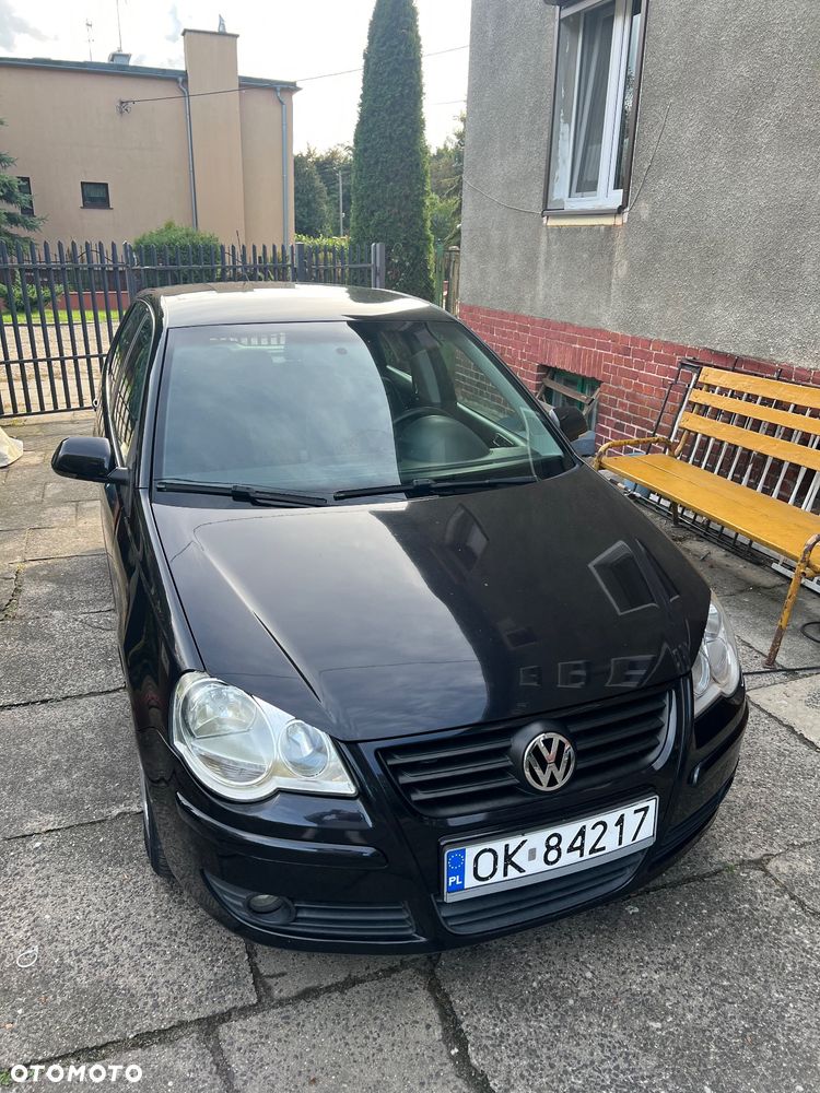Volkswagen Polo 1.4 Comfortline - 2
