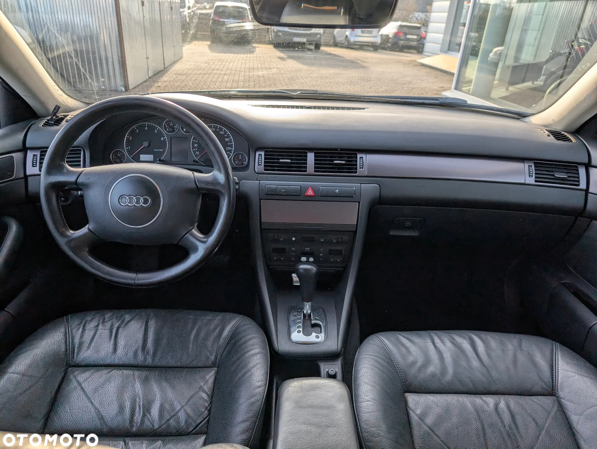 Audi A6 - 12
