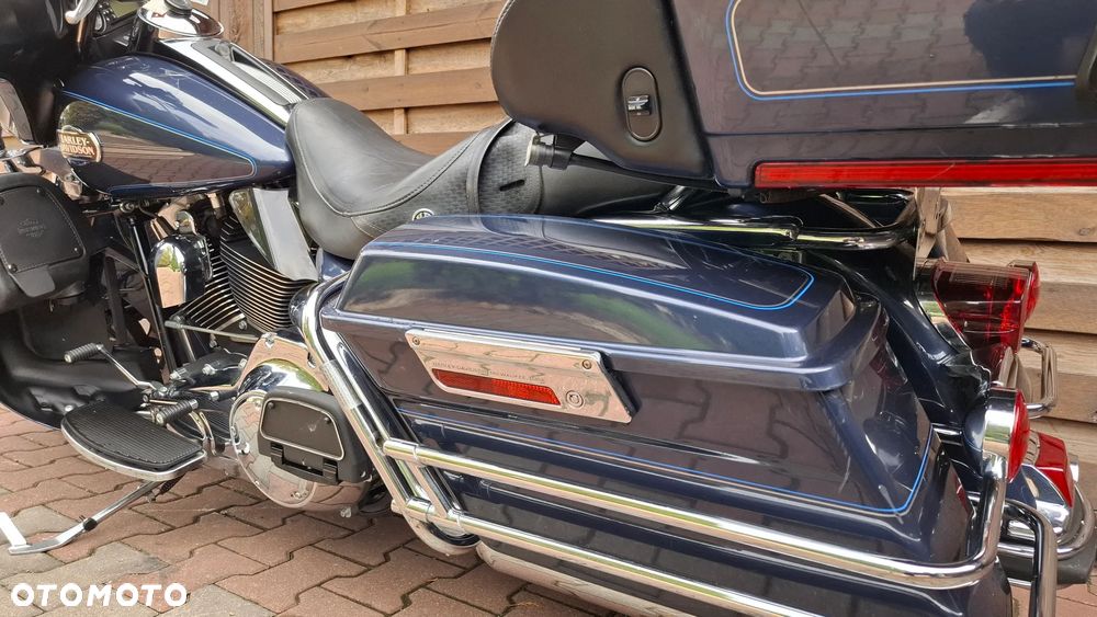 Harley-Davidson Touring Electra Glide - 22