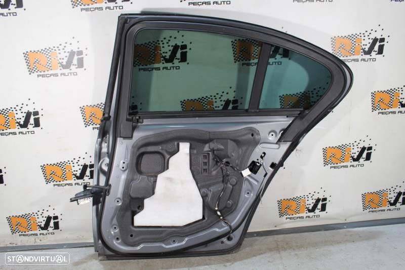 Porta Trás Direita Bmw 5 (F10)  41009628756 / Passageiro Pendura Serie - 8