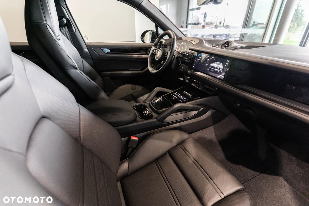 Porsche Cayenne E-Hybrid PHEV Black Edition - 14