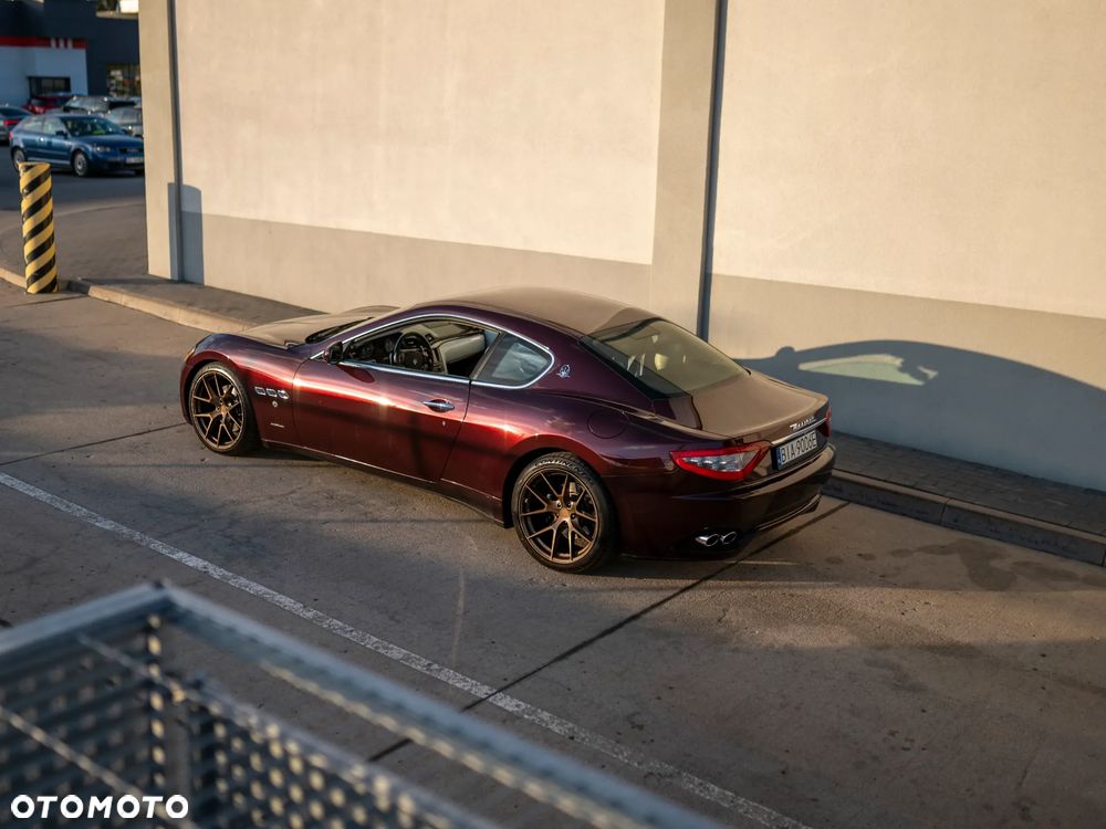 Maserati GranTurismo - 14