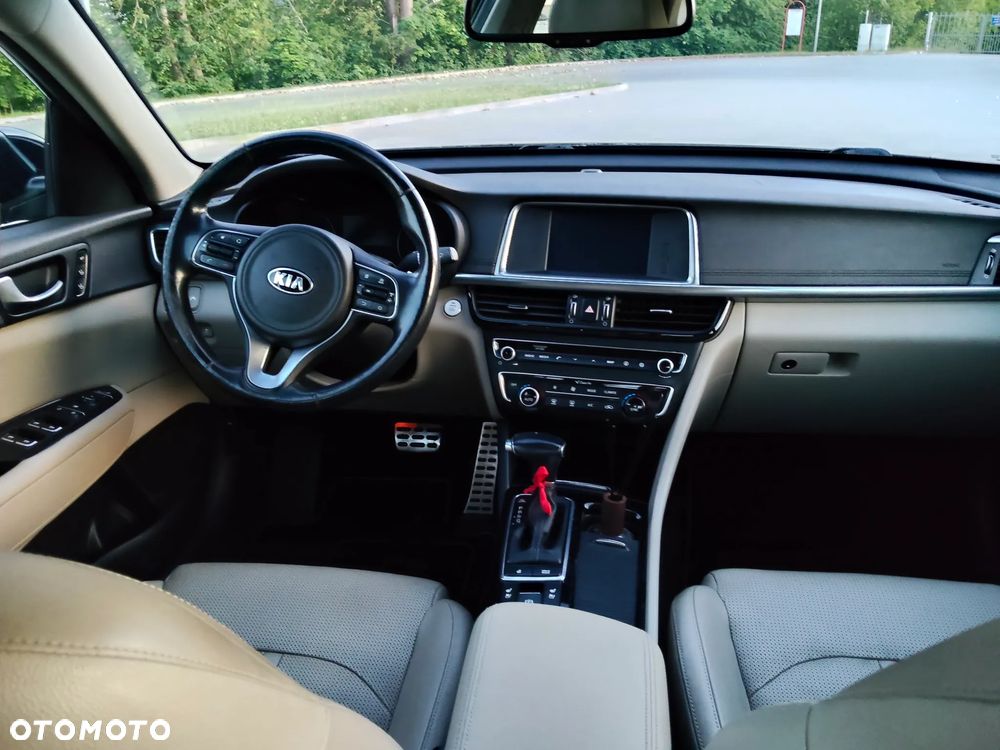 Kia Optima 2.0 XL - 8