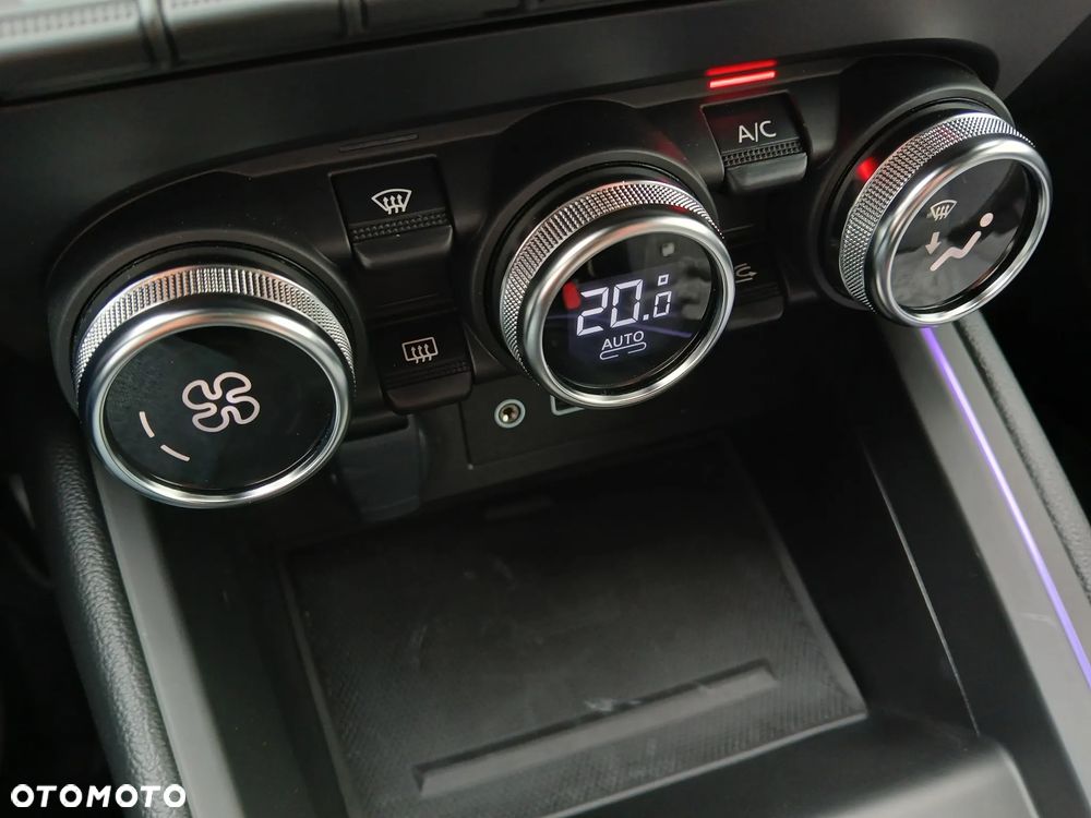 Renault Clio 1.0 TCe Techno - 23