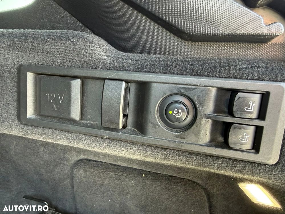 BMW Seria 3 320d Aut. xDrive Edition M Sport Shadow - 8