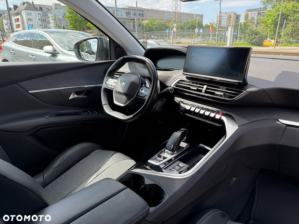 Peugeot 3008 1.5 BlueHDi Allure Pack S&S EAT8 - 20