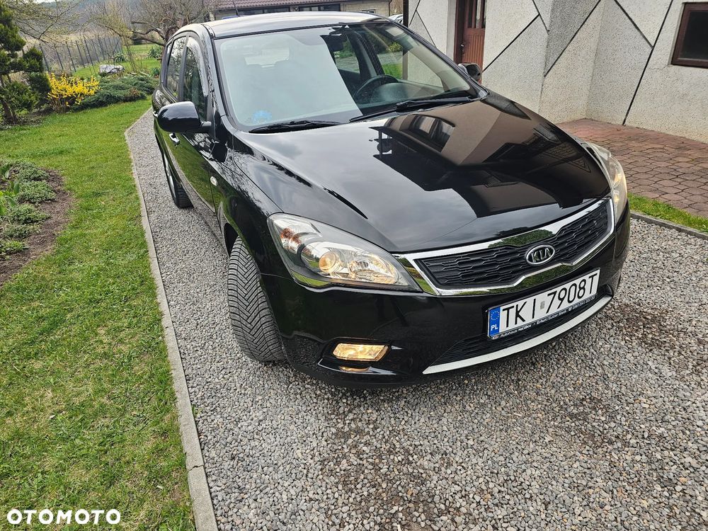Kia Ceed 1.4 CVVT Attract - 14