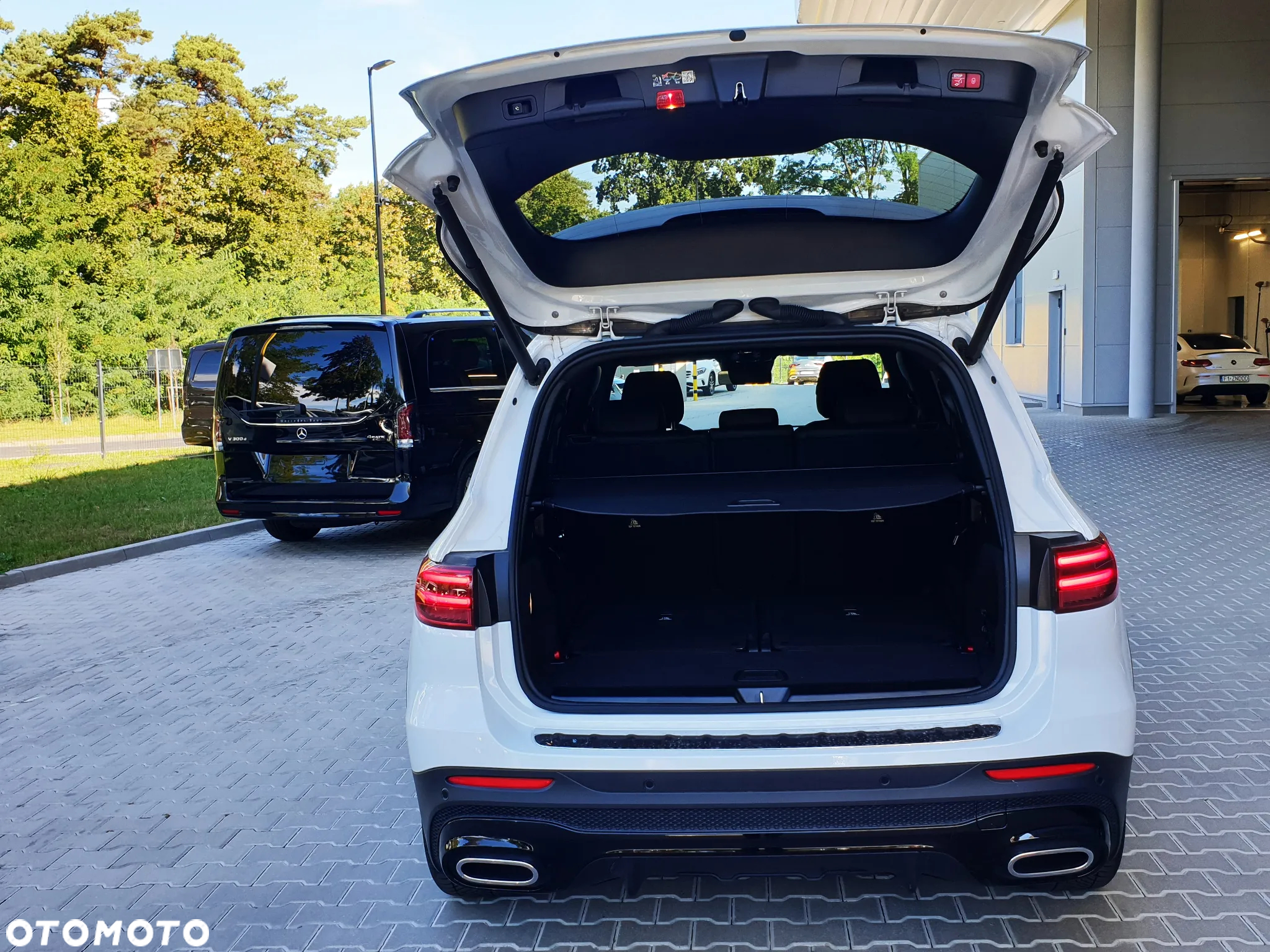 Mercedes-Benz GLB 200 d 4-Matic AMG Line 8G-DCT - 11