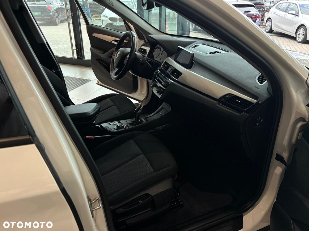 BMW X1 sDrive18i Advantage - 25