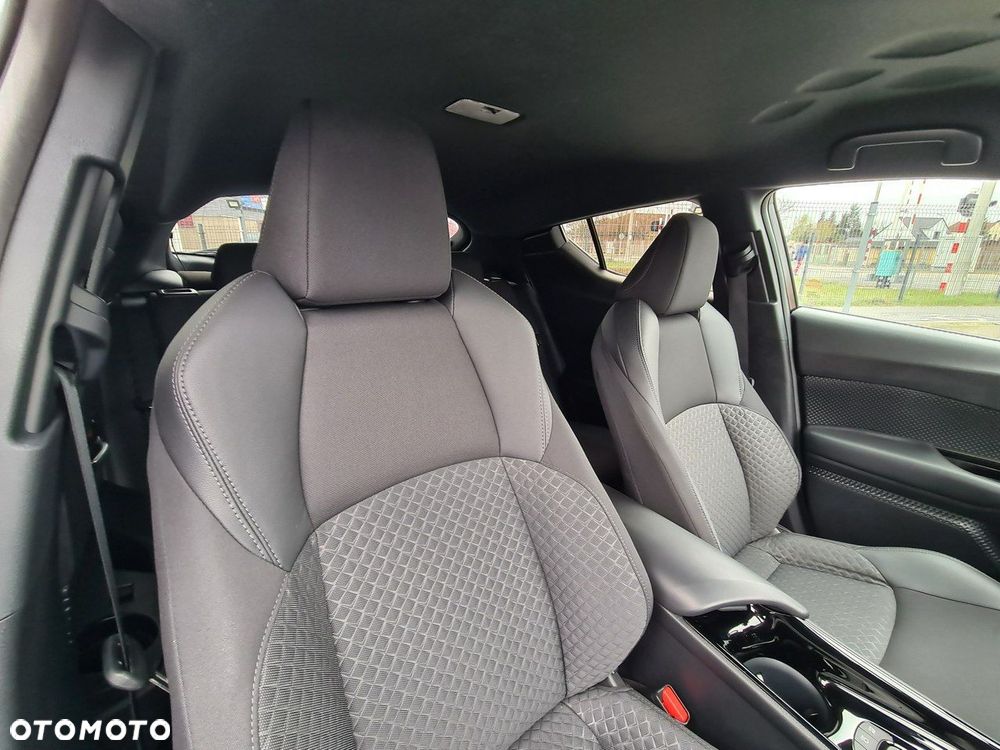 Toyota C-HR 2.0 Hybrid Executive - 27