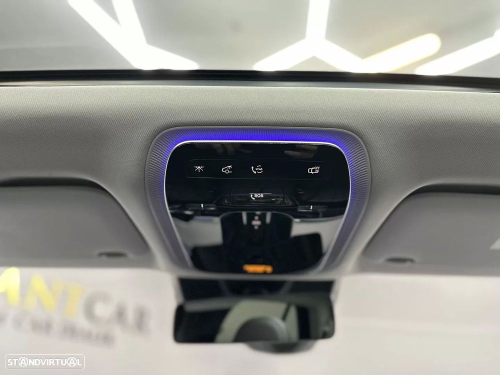 Mercedes-Benz E 300 e Exclusive Line - 37