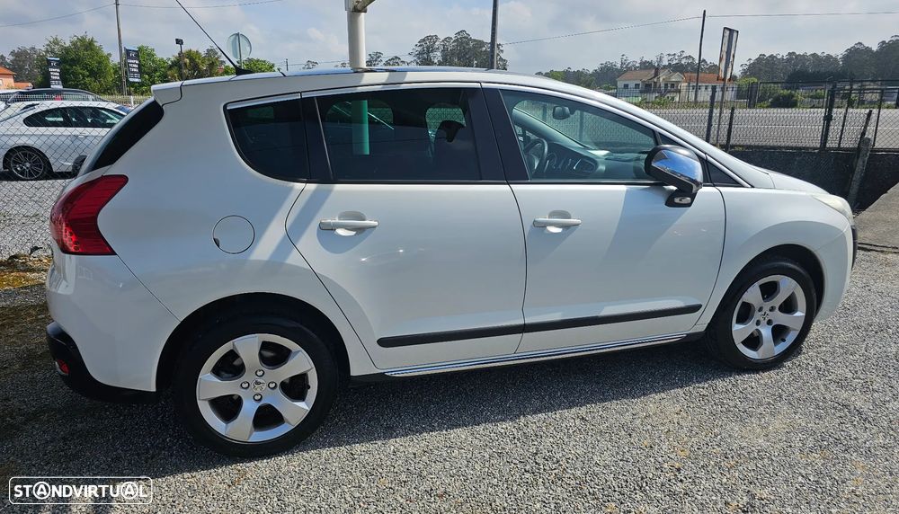 Peugeot 3008 1.6 e-HDi Business Line 2-Tronic - 4