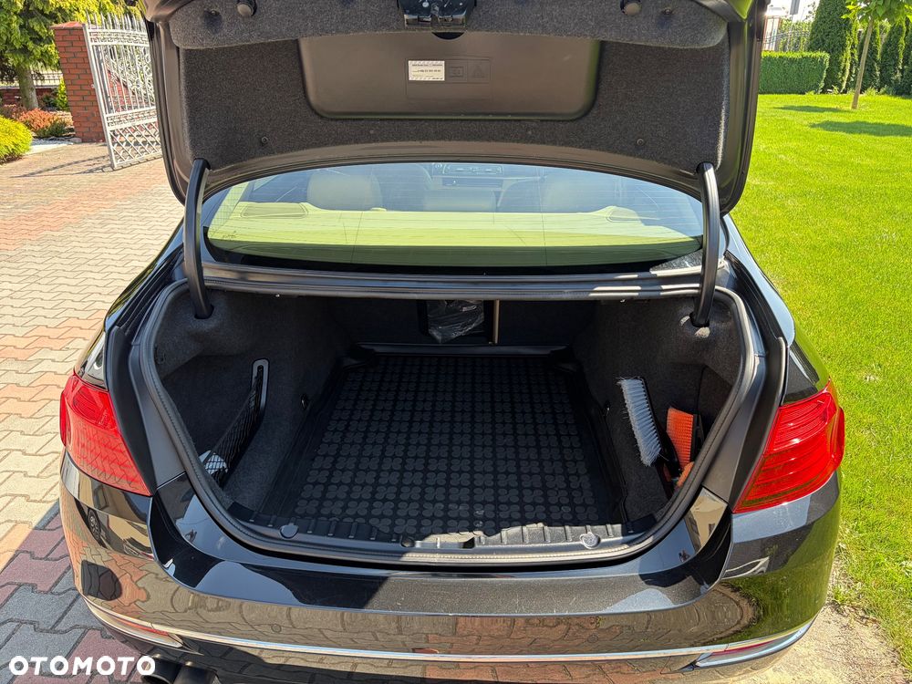 BMW Seria 5 520d Luxury Line - 10