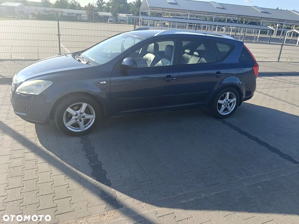 Kia Ceed 2008 photo 3