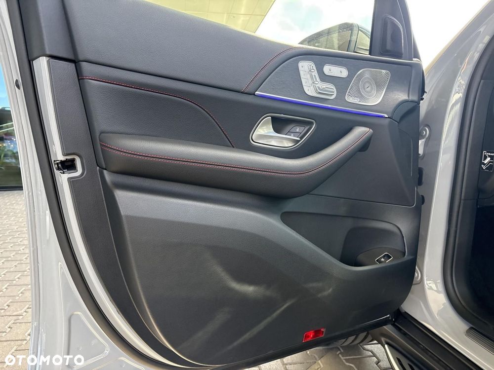 Mercedes-Benz GLE - 11