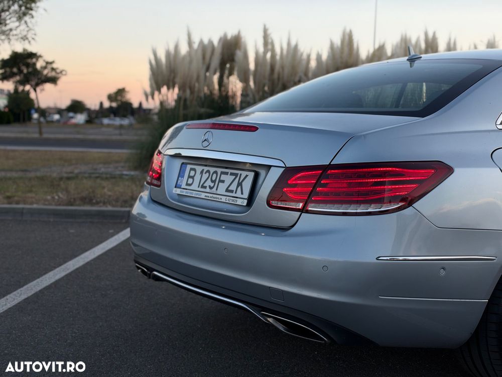 Mercedes-Benz E - 10