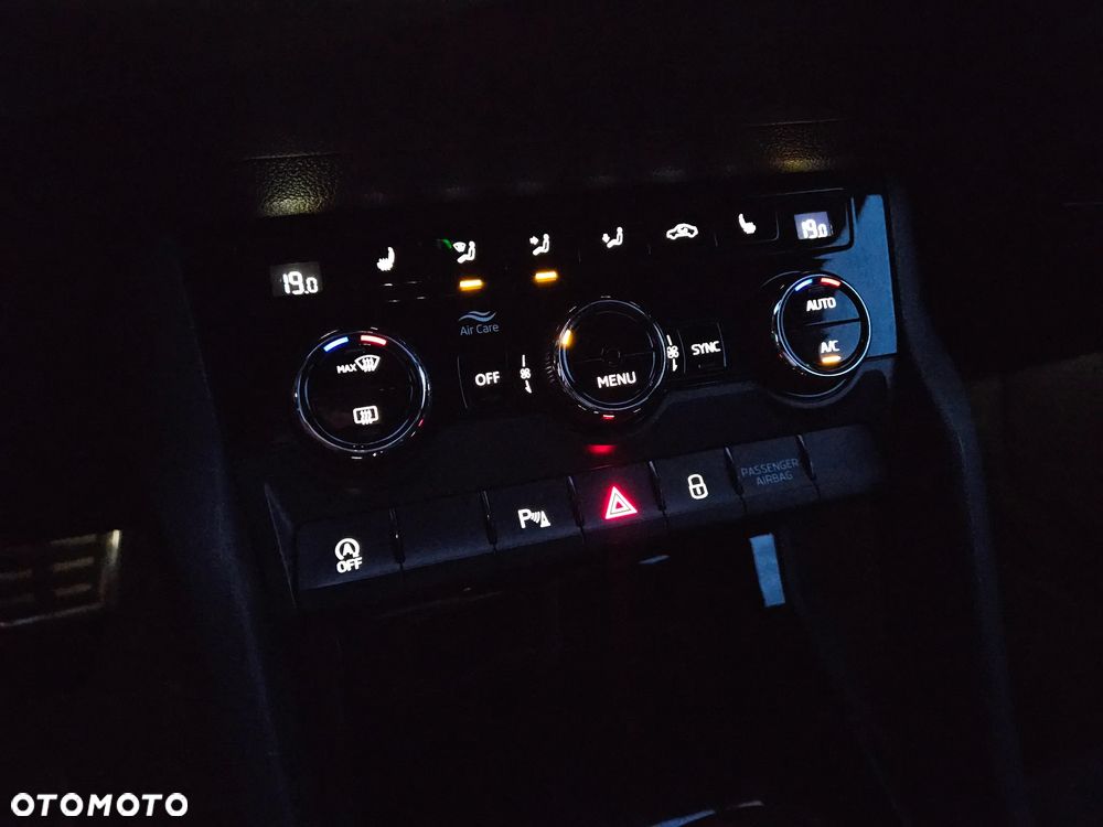 Skoda Karoq 1.5 TSI ACT 4x2 Sportline DSG - 23